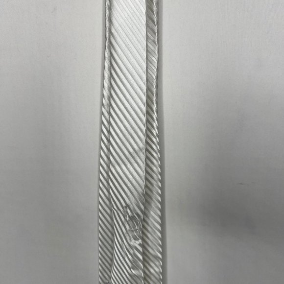 Pierre Cardin Men’s Necktie sz 3 ¼” White on White Stripes Wedding Formal - Picture 6 of 10